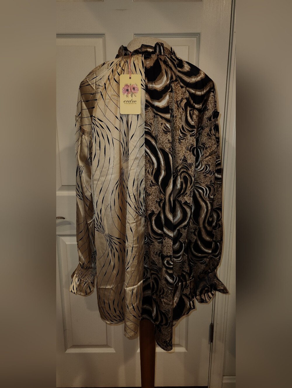 entro Two-Tone Beige and Black Asymmetrical Shirt - Picture 8 of 9